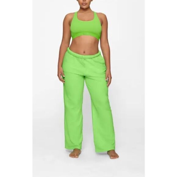 NWOT SKIMS Light French Terry Pant - Neon Green 4X, $80 A28 - Picture 2 of 7